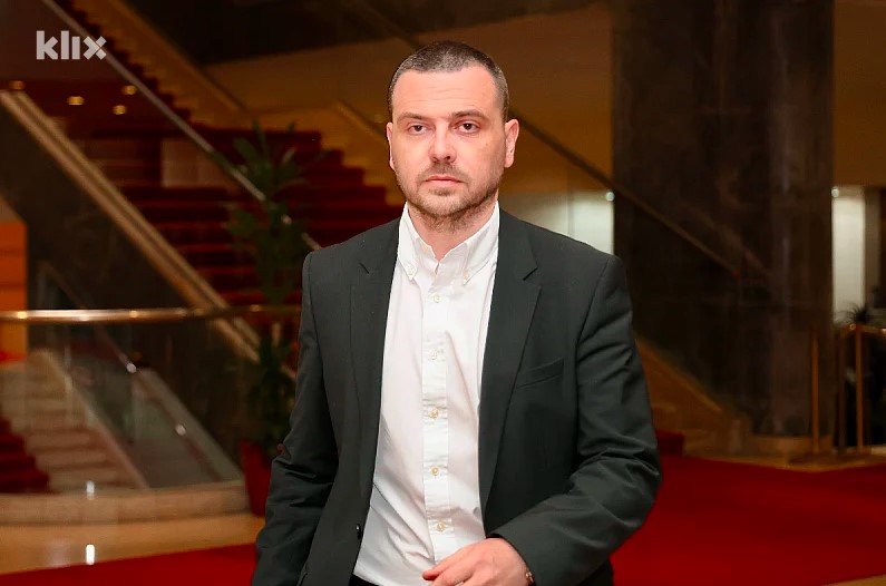 Saša Magazinović poslao žestoku poruku Vučiću: Nije ti ovo Srbija! Ti se ovdje ništa ne pitaš..