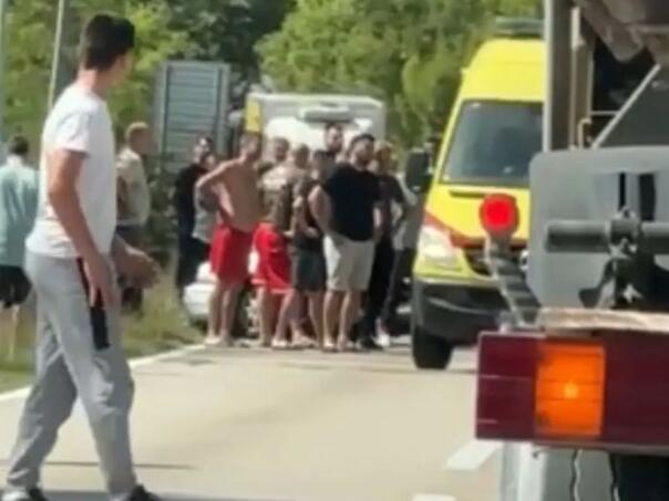 Težak sudar kod Širokog Brijega: Tri osobe povrijeđene, prevezene u SKB Mostar